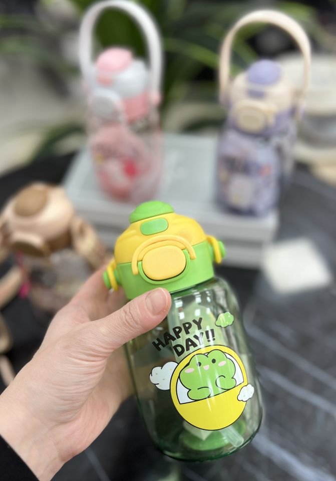 600ML PİPETLİ-PİPETSİZ ÇİFT İÇİMLİ İPLİ MATARA VGN-2028