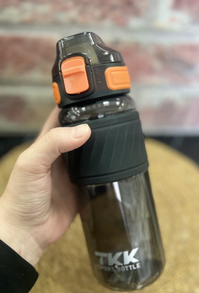 T1025 600 ML SİLİKON GÖVDELİ ÇİFT İÇİMLİ MATARA Siyah