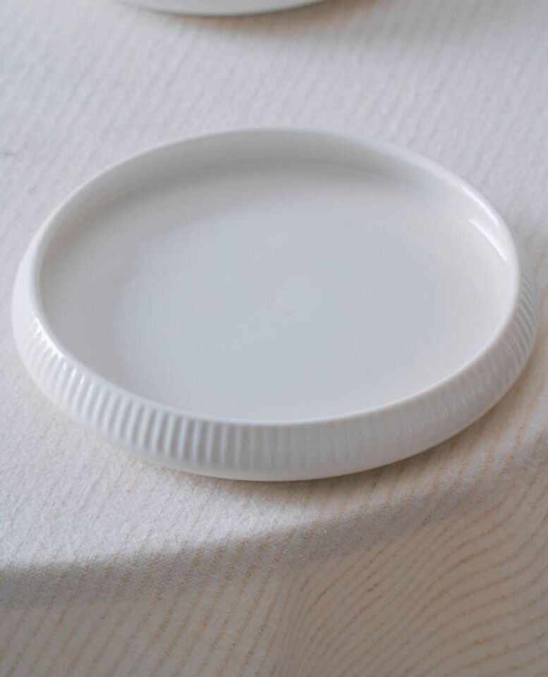 JEA-8336 BIANCO LINEA YUVARLAK ORTA SERVİS